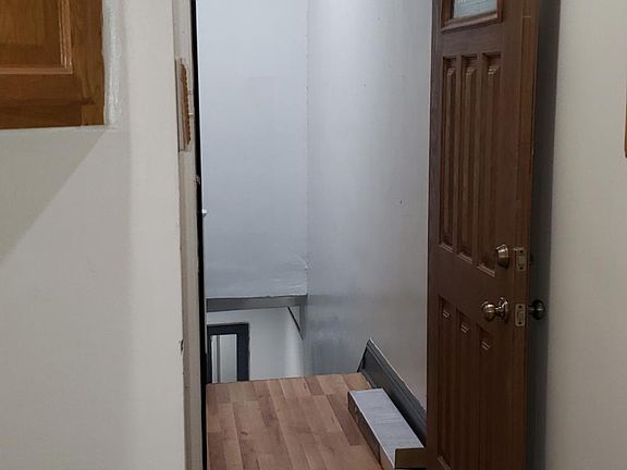 4th image of 9508 Foster Ave Floor 2