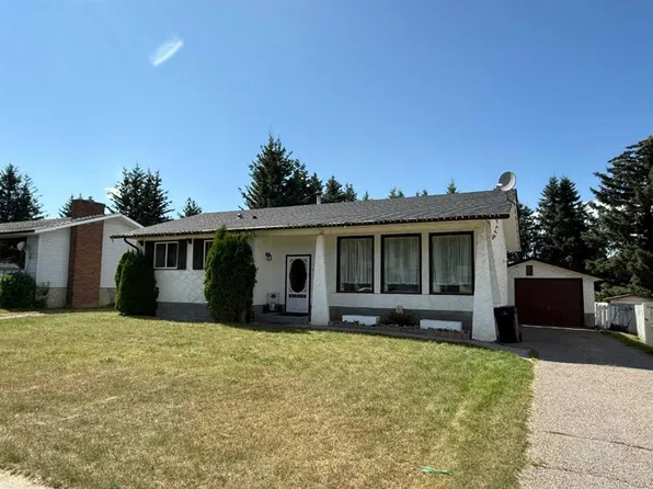 129 S Tamarack Ave, Hinton, AB T7V 1C8