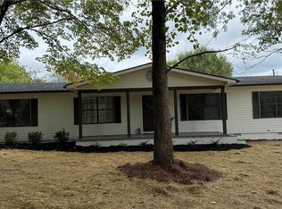 4923 Elrod Rd, Gainesville, GA 30506