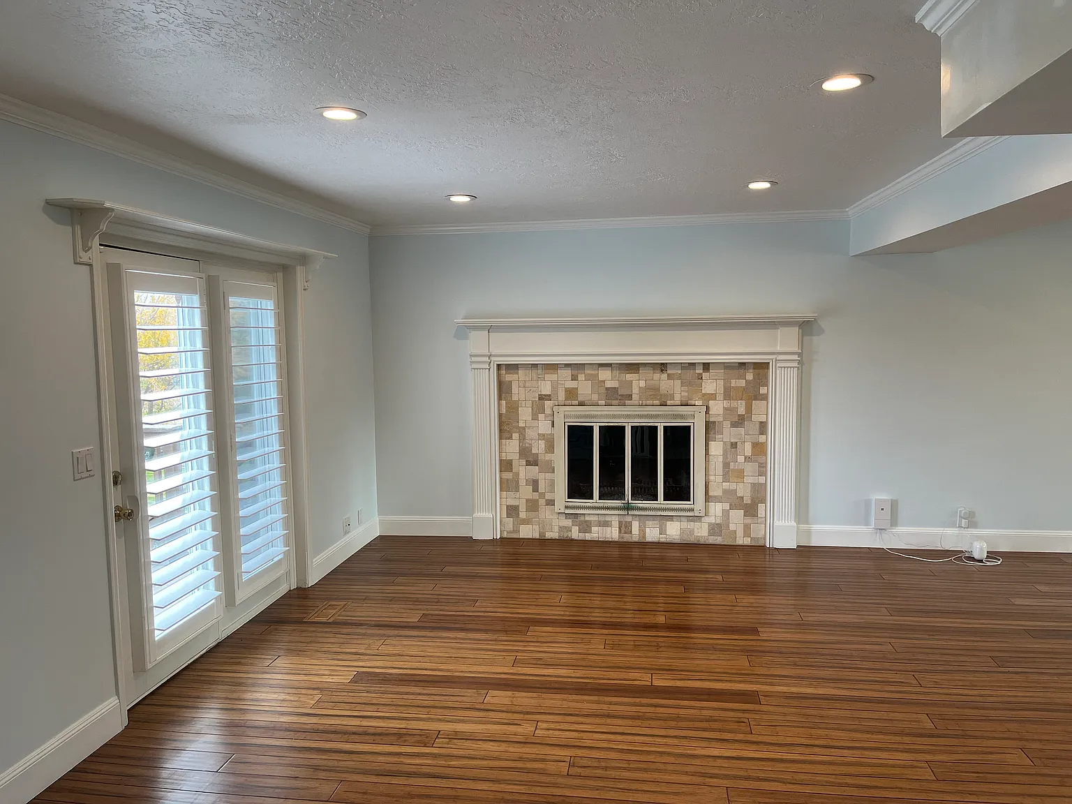 4 bed, 2600 sqft, $2,495 — Photo 4