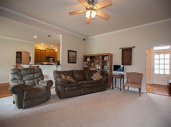 Spacious Living Room