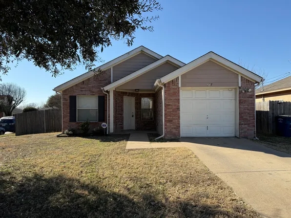 487 Pleasant Meadows Ln, Dallas, TX 75217