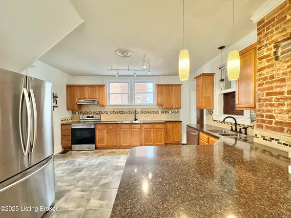 933 Charles St, Louisville, KY 40204