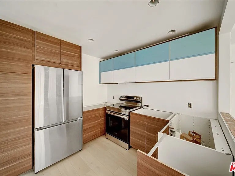 15 Spinnaker St #101 — Photo 11
