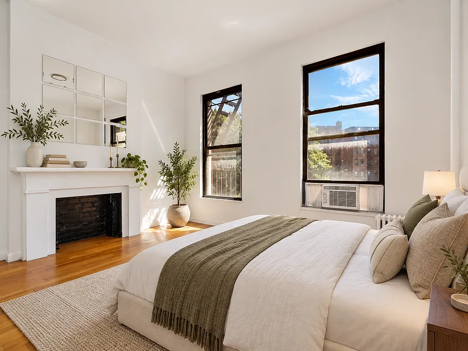 7 Carmine St #17