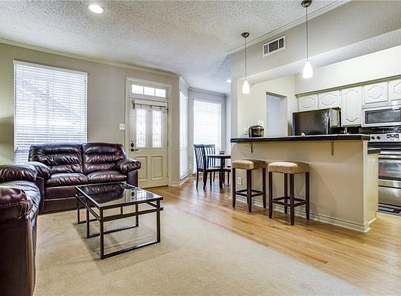 5th image of 6318 Richmond Ave Unit 1102