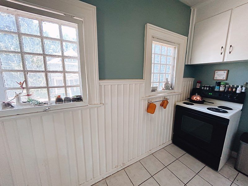 1st image of 221 S Princeton Cir APT 2
