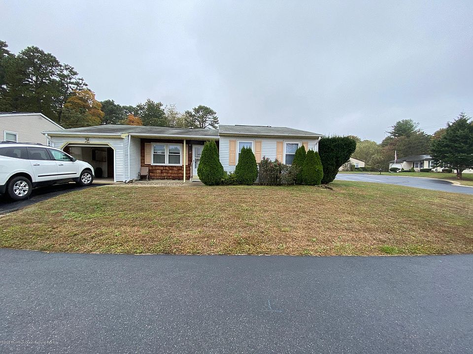 1st image of 90 Westport Dr #71