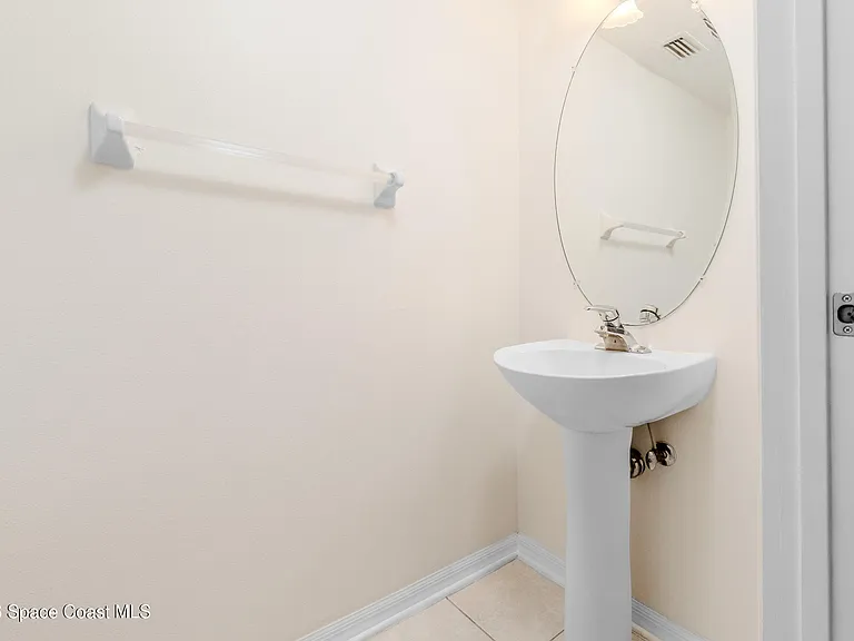 518 Steeplechase Ln — Photo 11