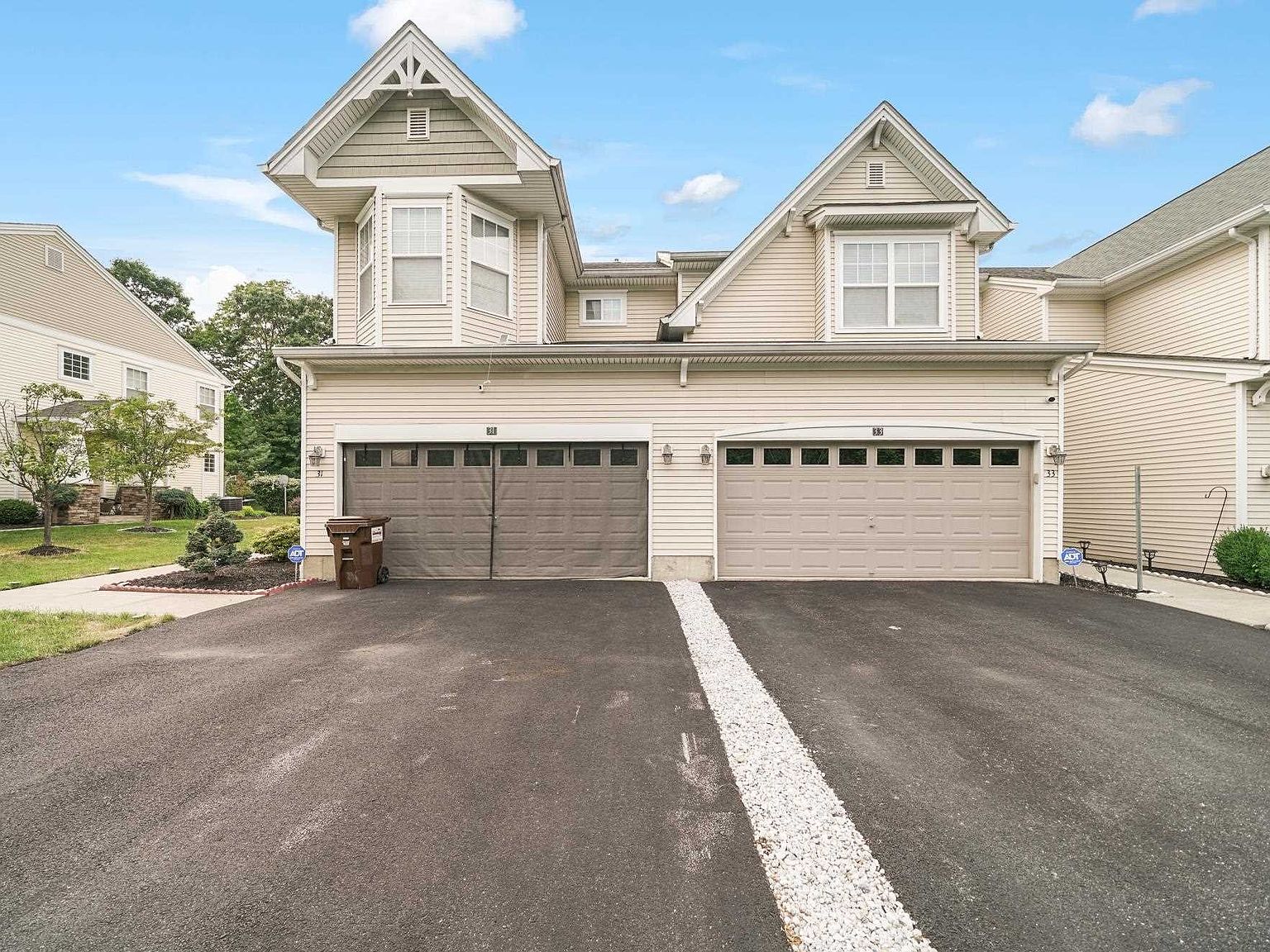 27 Cornwall Ln, Middletown, NY 10940 MLS 416424 Zillow