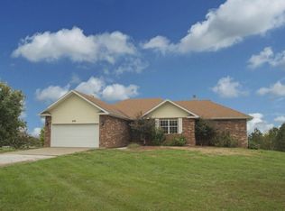 434 Trout Rd, Ozark, MO 65721