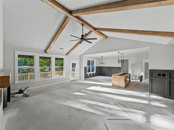 5th image of 4 Constance Cir