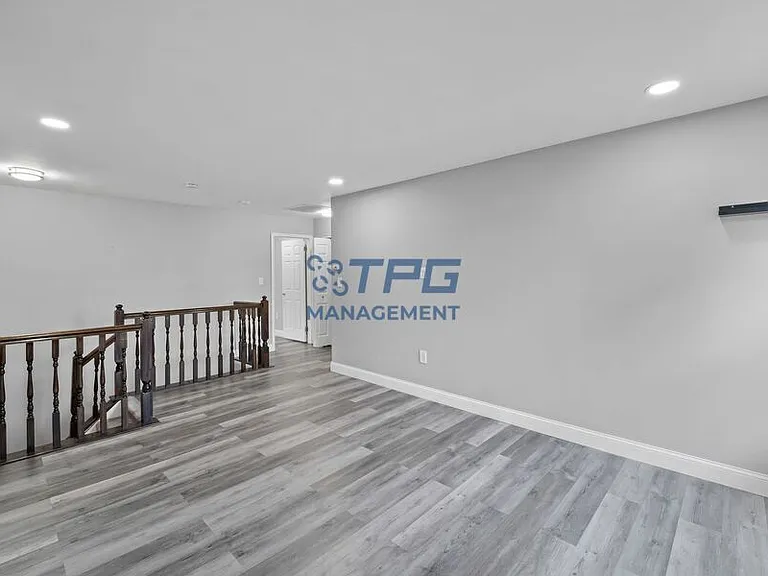 269 Hazlitt Way — Photo 10