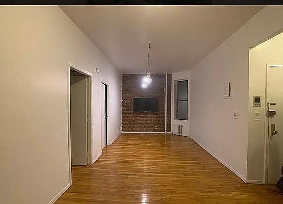 1st image of 515 W 46th St #3