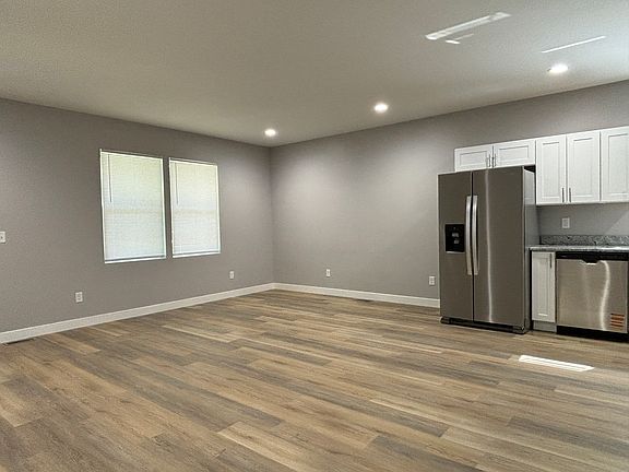 Kitchen/ living area