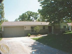 2nd image of 8689 Golf Lane Dr