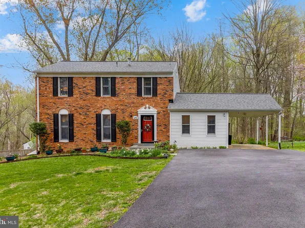 16921 Olde Mill Run, Rockville, MD 20855