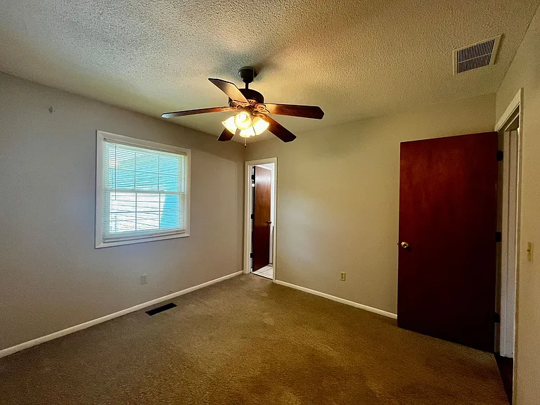2714 Allegany Ave — Photo 17