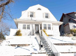 65 E Fort Lee Rd, Bogota, NJ 07603