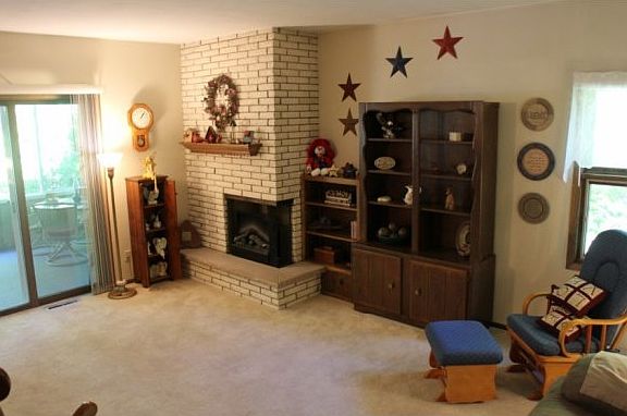 2nd image of 124 Hilltop Dr