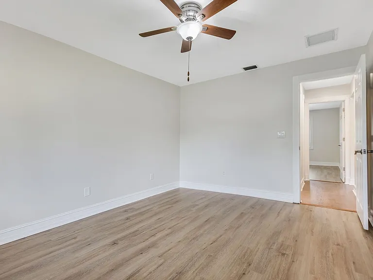 2896 49th St SW — Photo 23
