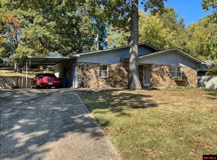 1408 Meadowbrook Dr, Mountain Home, AR 72653