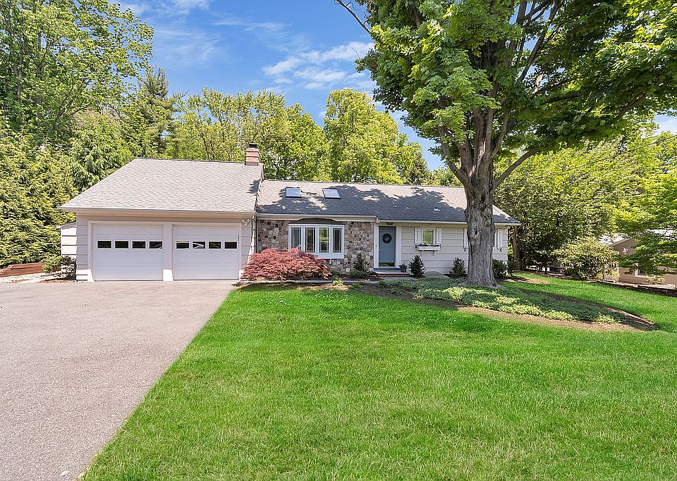 360 Shunpike Rd, Chatham, NJ 07928 | Zillow