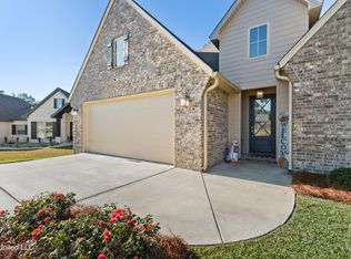 20 Barkis Dr, Hattiesburg, MS 39402