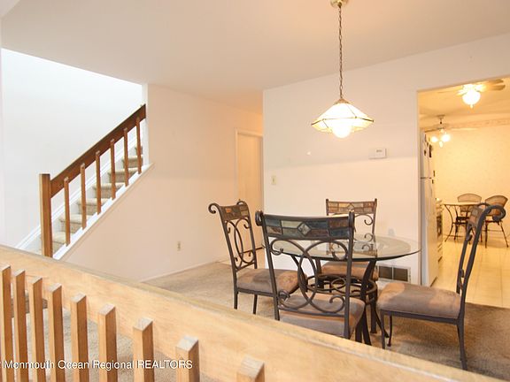 3rd image of 316 Longwood Dr #31-6
