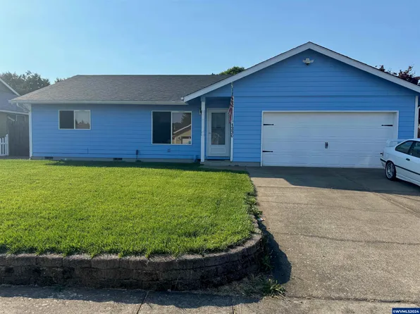 1330 SW Solomon Ct, Dallas, OR 97338