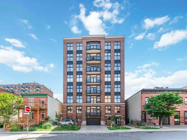 144 Clarence St #6A, Ottawa, ON K1N 5P8