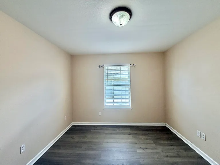 9336 Royal Troon Dr — Photo 18