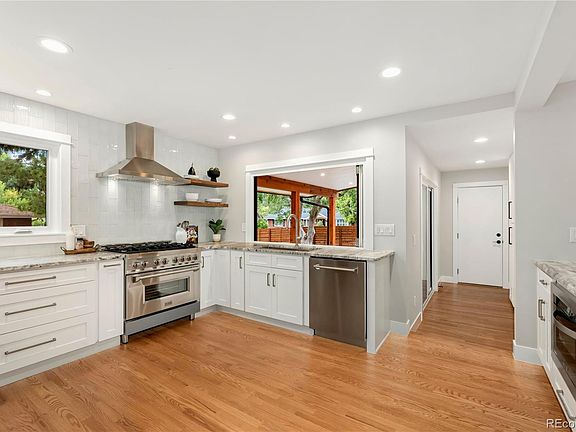 5th image of 2955 E Dartmouth Avenue