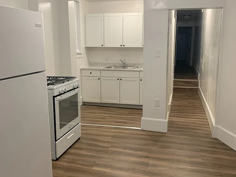 222 E Philadelphia St #1 — Photo 5