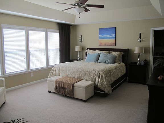 4th image of 1206 Hill Hollow Way