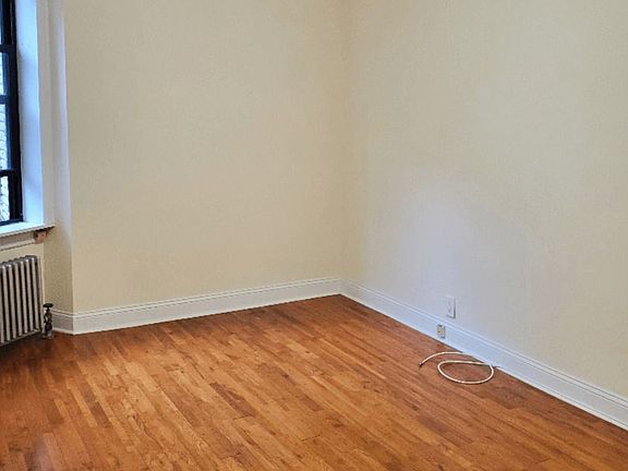 3rd image of 21-05 33rd St #2167-2C