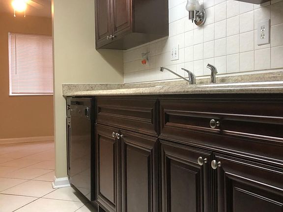 4th image of 6451 Meadow Rue Dr