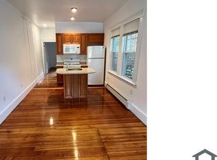 436 Waverley Oaks Rd #1, Waltham, MA 02452