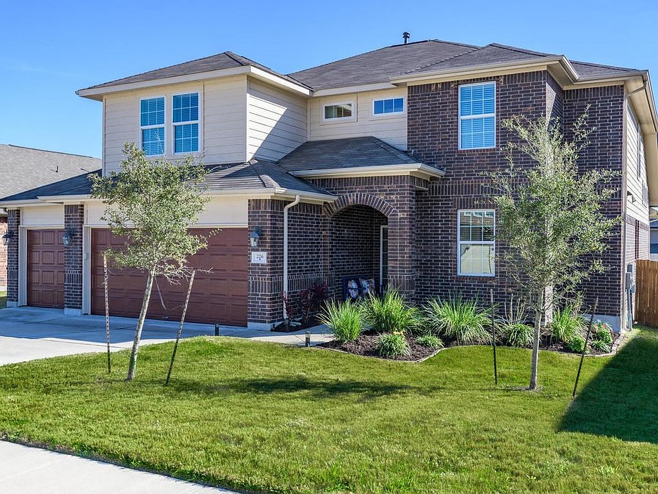 1st image of 226 Orchard Hill Trl