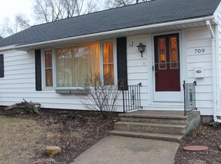 709 Harrison St, Belding, MI 48809