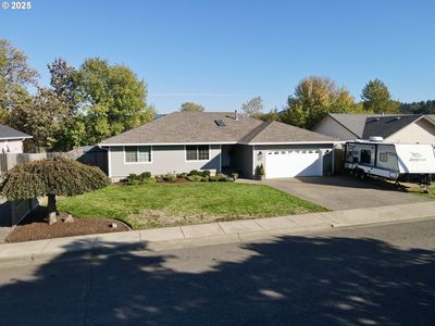 207 Nicholas Ct, Sutherlin, OR, 97479