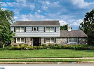 204 Hickory Ln, Moorestown, NJ 08057