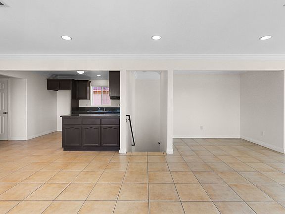 5th image of 1111 E 113th St #2