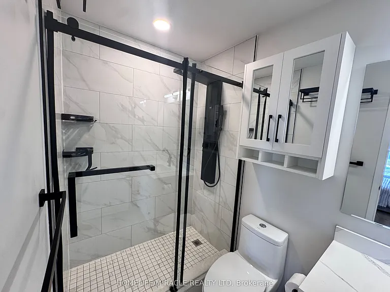 388 Prince Of Wales Dr #3406 — Photo 19