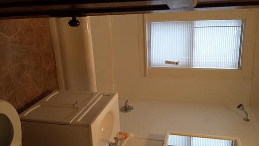 2nd image of 1602-C College Ct