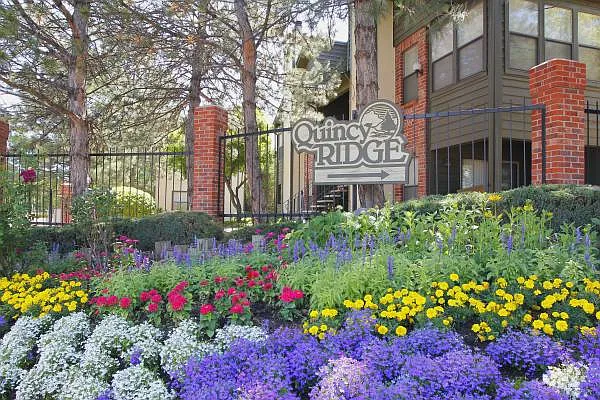 Quincy Ridge Apartments — Photo 36
