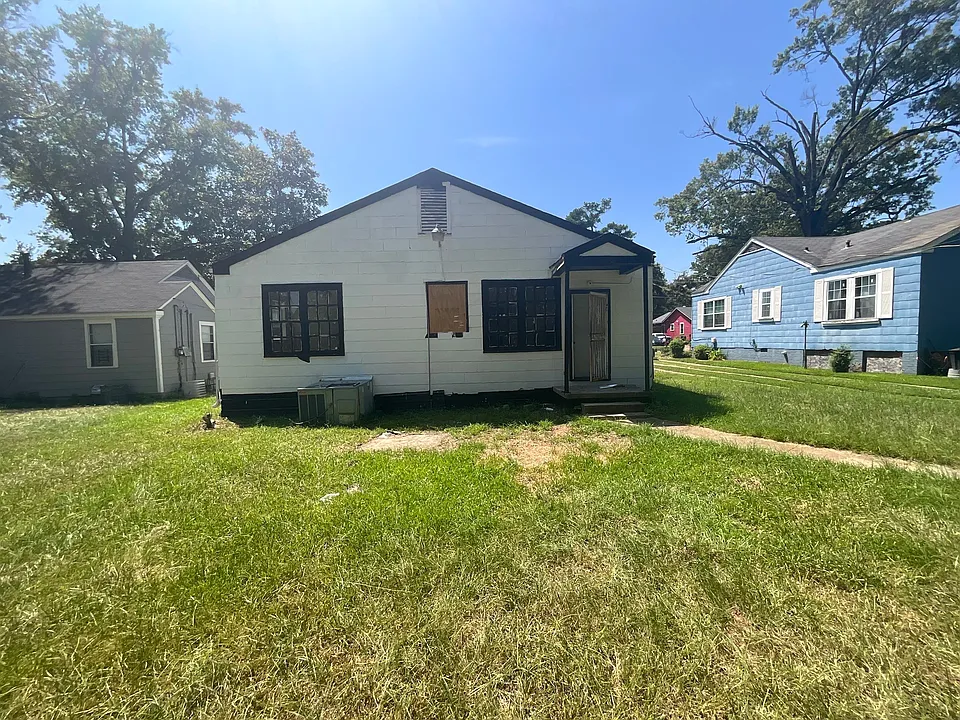 354 Fredrica Ave