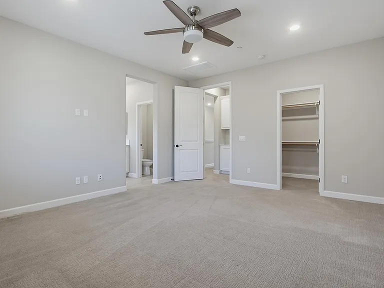 1577 Castillo #8 — Photo 27