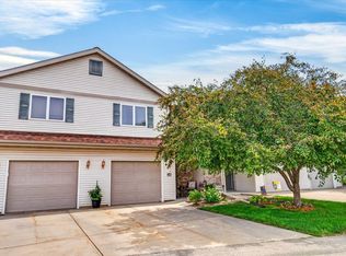148 Alpine Meadow Cir, Oregon, WI 53575