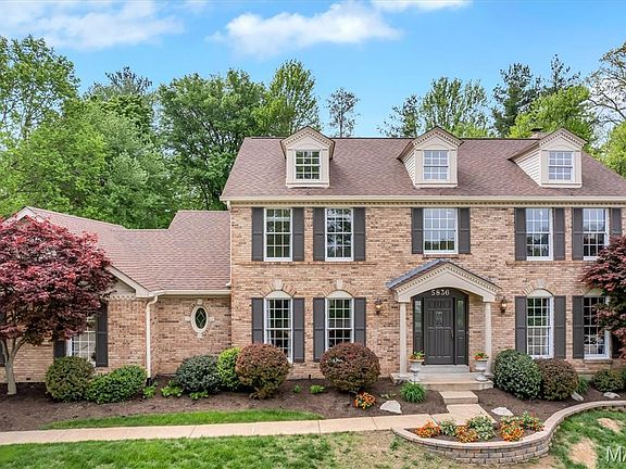 3rd image of 5836 Cataumet Ct